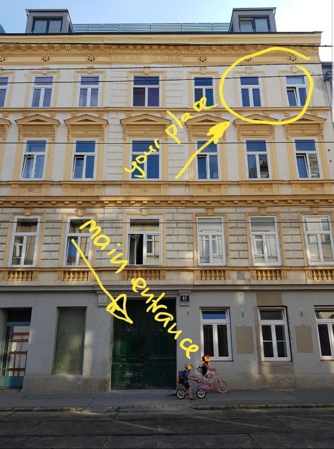Schubert Park Apartment Near Volksopera Виена Екстериор снимка