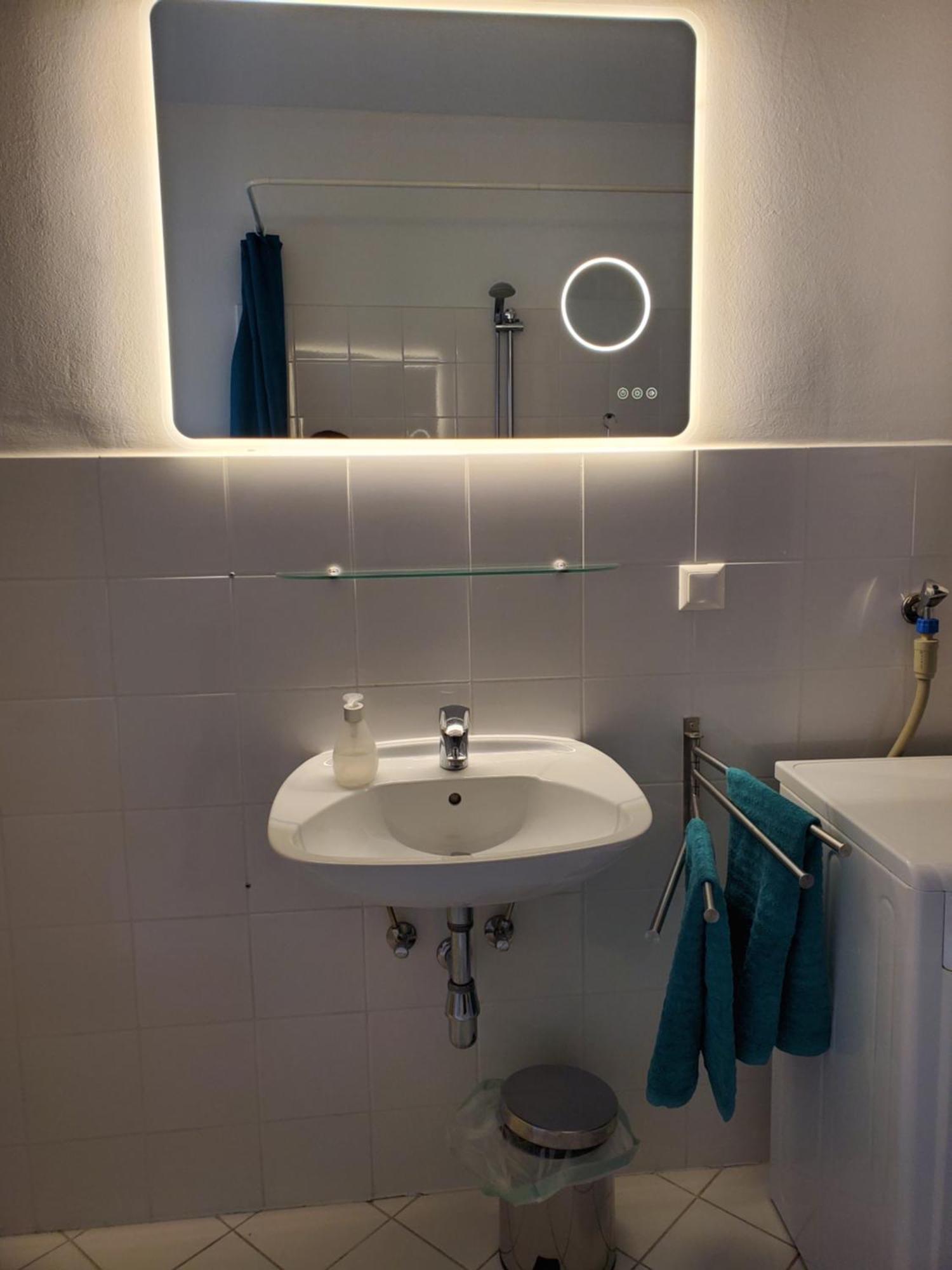 Schubert Park Apartment Near Volksopera Виена Екстериор снимка